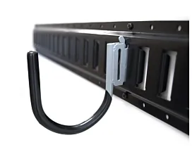 Raíles universales y accesorios Gancho en J mediano para E-Track - con recubrimiento de PE Raíles universales y accesorios Gancho en J mediano para E-Track - con recubrimiento de PE