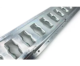 Raíles universales y accesorios Raíl de anclaje universal - 1,5m - Acero galvanizado - Alta gama